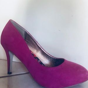 Meet your Posher, Lauren and abbie